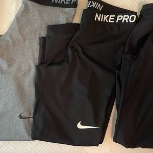 Black Nike Pro 7/8 Leggings